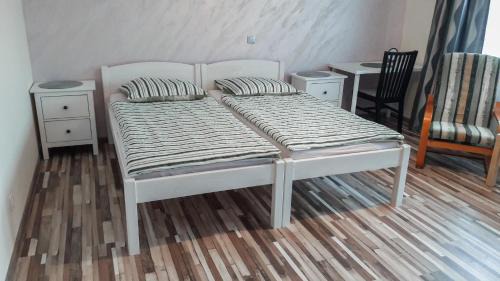 Standard Double Room with Shared Bathroom