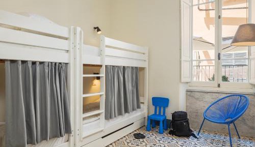 Single Bed in 4-Bed Dormitory Room