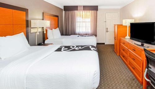 Deluxe Double Room with Two Double Beds