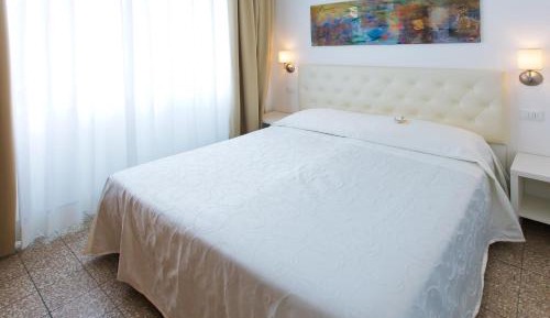 Large Single Room