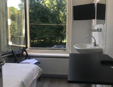 Budget Single Room