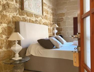 Deluxe Triple Room with Sea View
