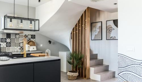 Apartment - Split Level