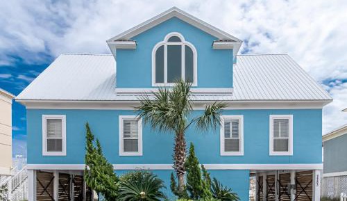 Four bedroom holiday home 