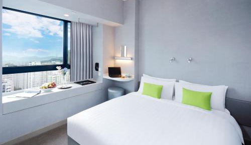 Harbor View Deluxe  Ease Room