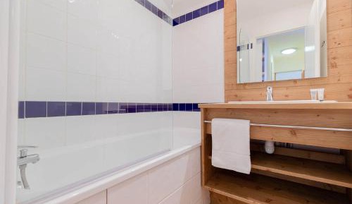 1 or 3-Room Apartment + Extra Sleeping Space (8 adults) (BCT)