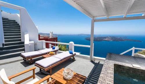 Villa with Private Hot Tub