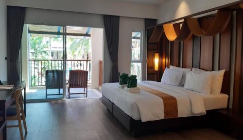 Family triple room