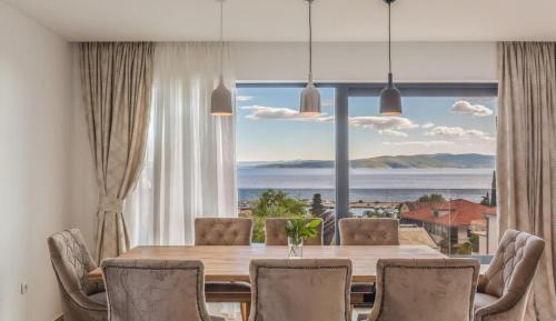 Penthouse Apartment