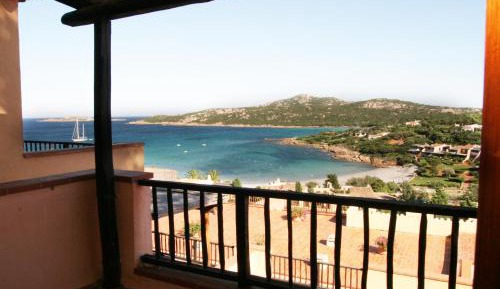 One-Bedroom Apartment with Balcony and Sea View