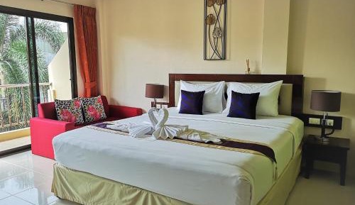  Deluxe Double Room with Balcony  and Partial Sea View