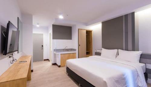 Standard King Room