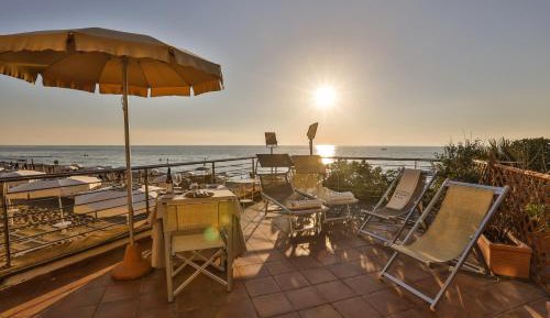 One-Bedroom Apartment with Sea View and Terrace