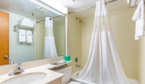 Double Room with Two Double Beds - Non-Smoking/Ground Floor