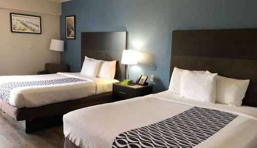 Queen Room with Two Queen Beds - Non-Smoking