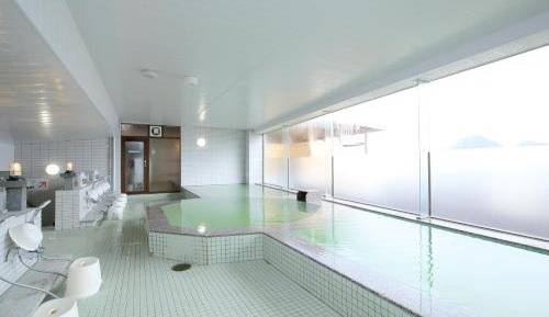 Single Room with Mountain View - Non Smoking