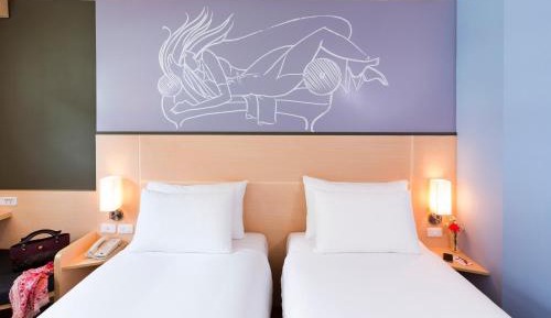 Standard Twin Room