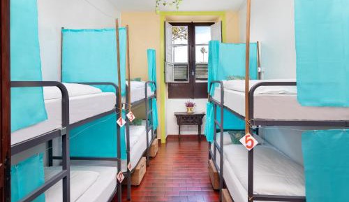 Bed in 6-Bed Mixed Dormitory Room