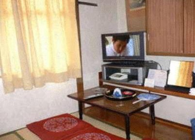 Japanese-Style Family Room