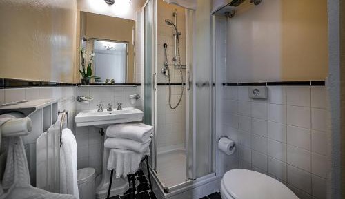 Apartment with 2 bedrooms and view of the Dome of the Cathedral (2 Adults)