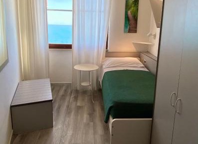 Small Single Room