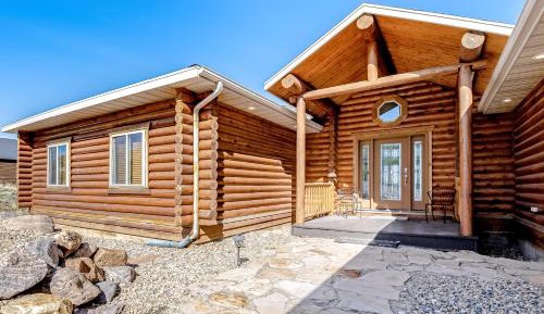 Six Bedroom Holiday Home