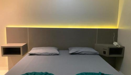 Deluxe Suite with Spa Bath