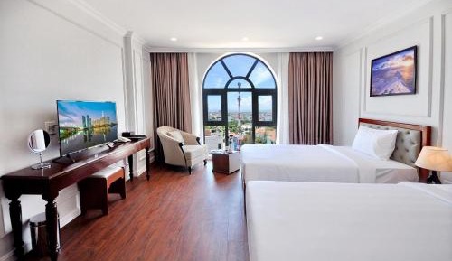 Deluxe Double or Twin Room with Sea View