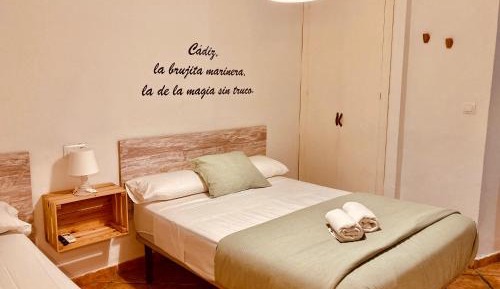 Twin Room with Shower