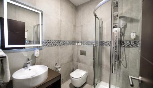 Economy Triple Room