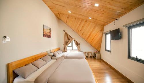 Deluxe Family Room