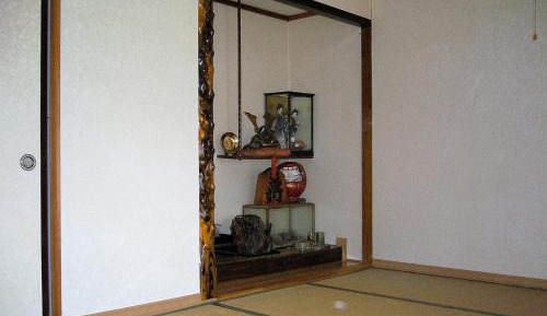 Japanese-Style Family Room with Shared Bathroom