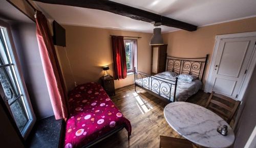 Basic Triple Room