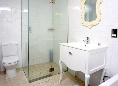  Suite with Hot Tub