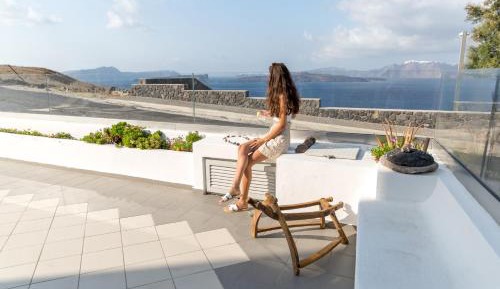 Superior Room with Caldera View and Private Terrace
