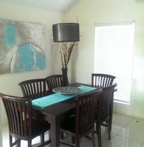 Two-Bedroom Poolside Apartment - Premium