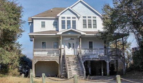 Four bedroom holiday home 