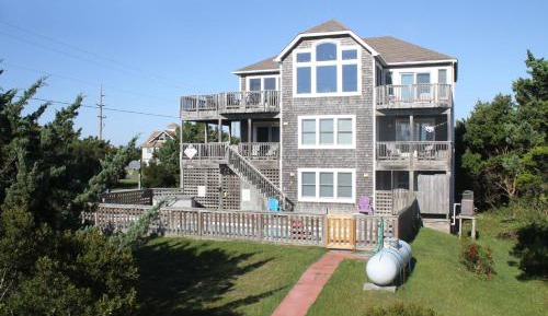 Six Bedroom Holiday Home