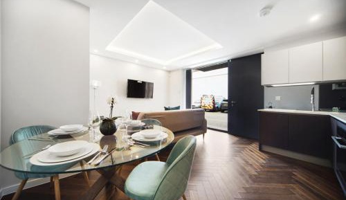 Two Bedroom Deluxe Apartment
