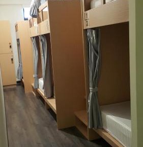 8-Bed Mixed Dormitory Room
