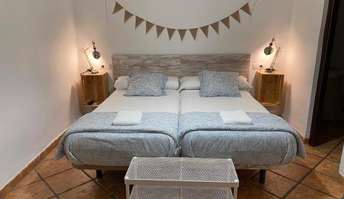Twin Room with Private Bathroom