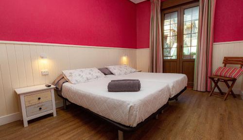 Double or Twin Room with Private External Bathroom
