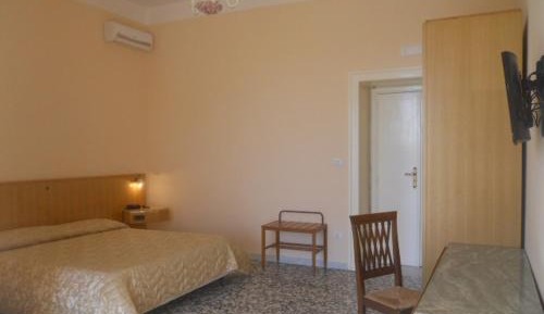 Triple Room with City View