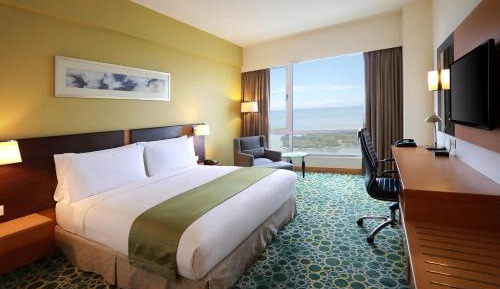 Standard King Room with Sea View