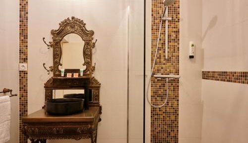 Standard Triple Room with Garden View - Hampi