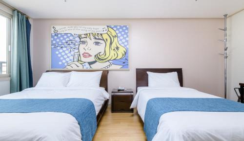Standard Twin Room