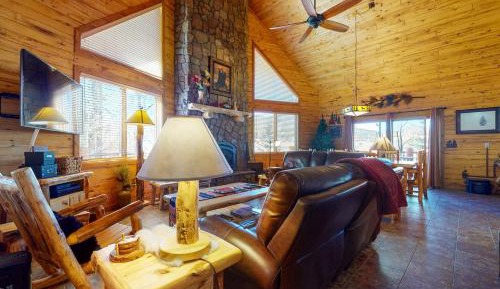 Four bedroom holiday home 