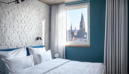 Double Room with Cologne Cathedral View - "Urban View"