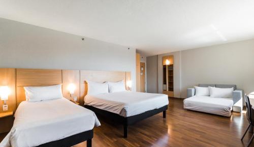 Family Room with Double Bed, Single Bed and Sofa Bed