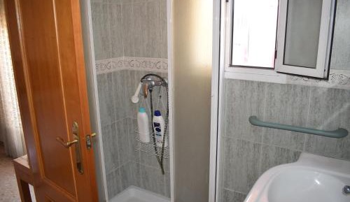 Deluxe Double Room with Shower